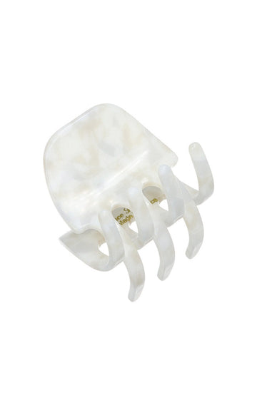 Medium Gallery Claw Clip - Coconut Milk