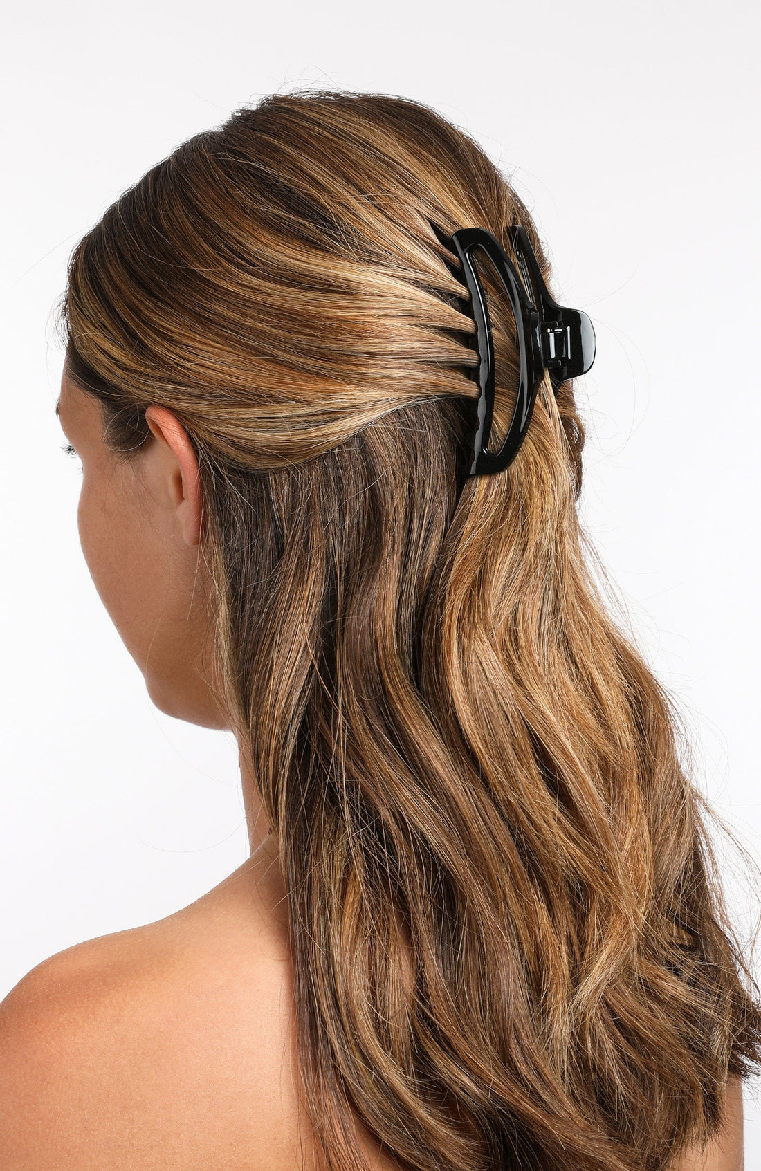 Belle Large Narrow Cutout Curve Claw Clip