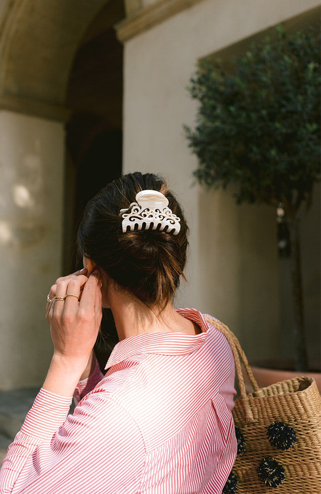 Elysee Claw Clip - Classic
