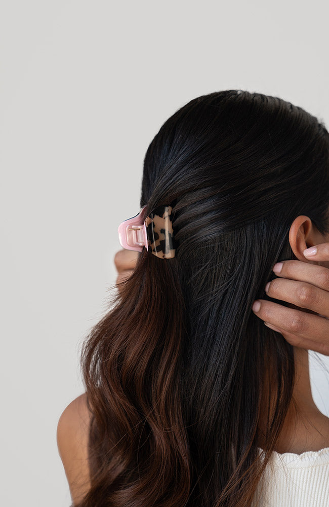 Small Jupiter Claw Clip - Rose Ivory Tokyo