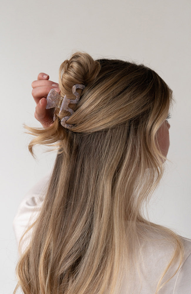 Wavy Claw Clip